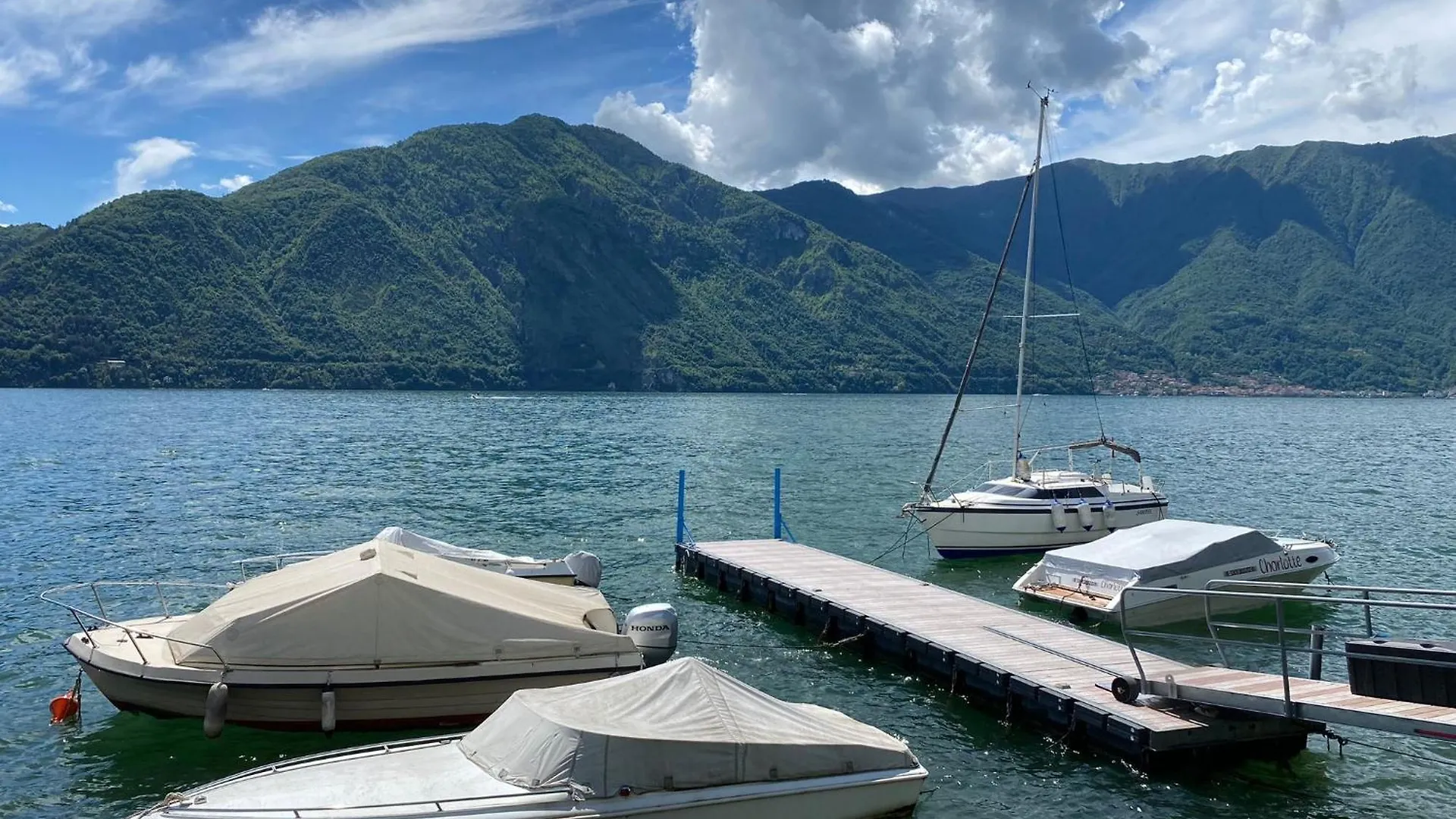 Life Is Good - Front Lake Apartment In Villa Tremezzo Italy