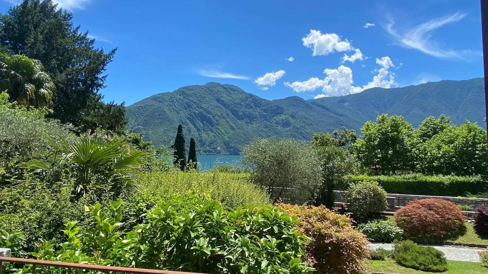 Life Is Good - Front Lake Apartment In Villa Tremezzo Italy